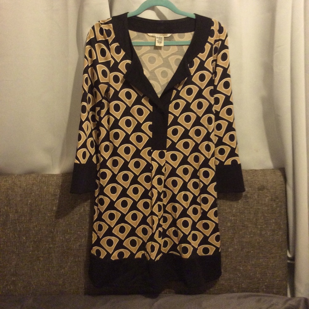 Diane Von Furstenberg Dress size 6